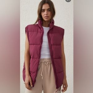 Old Navy Water Proof Quilted Puffer Vest for Women